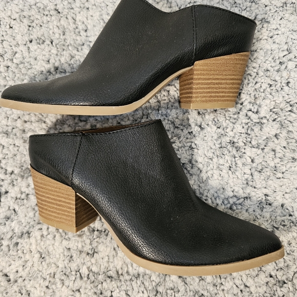 Universal Thread 8.5 Heeled Slip On Mules - Picture 3 of 7